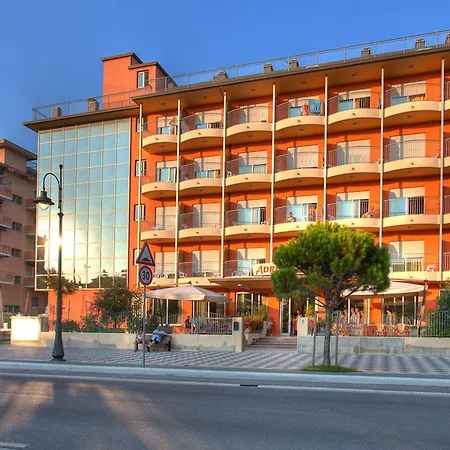 Hotell Adria Club 3*