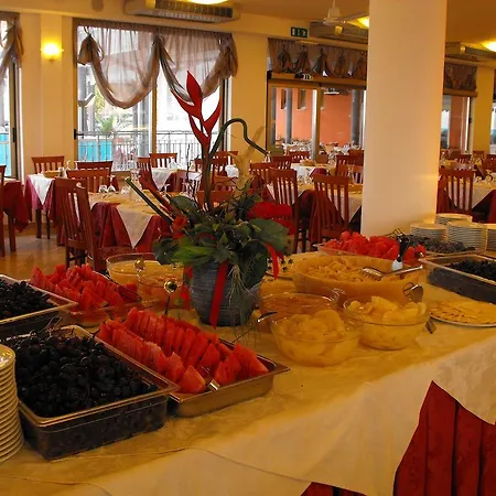 Hotell Adria Club