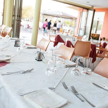 Adria Club 3*